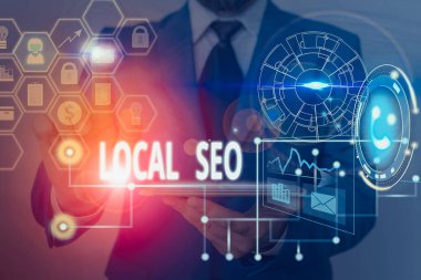 Seo 'yu gösteren bir not yazıyorum. İşletmelerin yerel müşterilere ürün ve hizmetleri teşvik etmesi için iş konsepti modern akıllı aygıtla fotoğraf ağı şeması