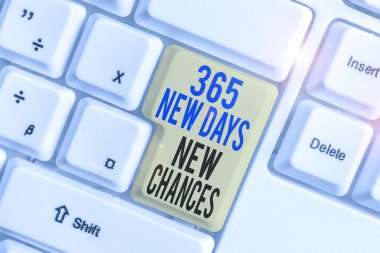 Kelime yazma metni 365 Yeni Gün Yeni Şanslar. İş fotoğrafı sergisi Bir yıl daha Takvim Fırsatları