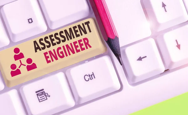 Text Sign Showing Assessment Engineer Business Photo Showcasing Gives Solutions — Stock Photo, Image