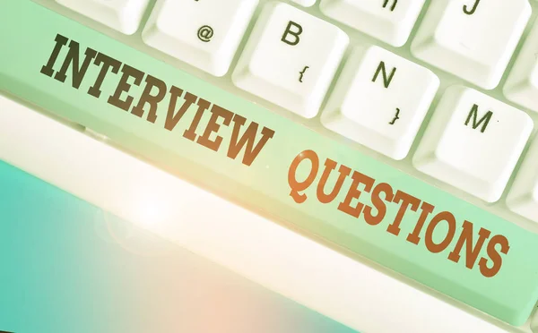 Skrivbordsskrivande Intervju Frågor Konceptuell Bild Typisk Fråga Eller Fråga Intervju — Stockfoto