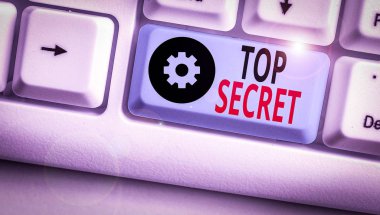 Çok Gizli 'i gösteren mesaj işareti. İş fotoğrafı metni yüksek derecede gizlilikle korunuyor. Çok gizli.