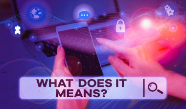 El yazısı metni Soru Anlamı Anlamı. Kavramsal fotoğraf sorusu bir şey söylenmiş ve anlaşılmamış Fotoğraf sistemi şeması modern teknoloji akıllı aygıtı