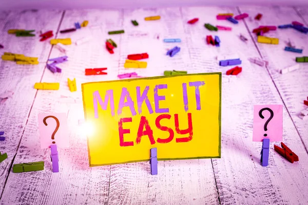 Signo Texto Que Muestra Make Easy Texto Foto Comercial Enfoque — Foto de Stock