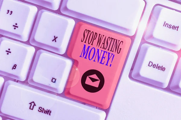 Stop Israf Para Gösteren Kavramsal Yazısı Kaydetmeye Başlamak Akıllıca Kullanmak — Stok fotoğraf