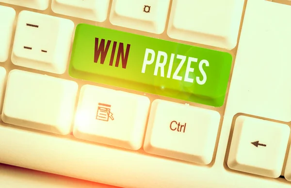 Nota Escrita Mostrando Prêmios Win Conceito Negócio Para Algo Dado — Fotografia de Stock