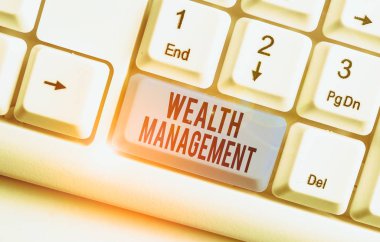 Writing note showing Wealth Management. Business concept for perforanalysisce tracking of the funds as per regular market