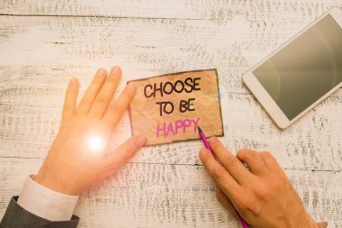 Kelime yazma metni Mutlu Olmayı Seç. İş fotoğrafı gösterimi. Keyfiniz yerinde olsun. Neşeli bir şekilde el ele tutuşun.