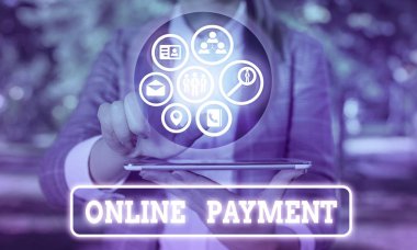 Kelime yazma metni çevrimiçi ödemesi. Ekonomik işlemleri işlemek için İnternet tabanlı fotoğraf gösterimi