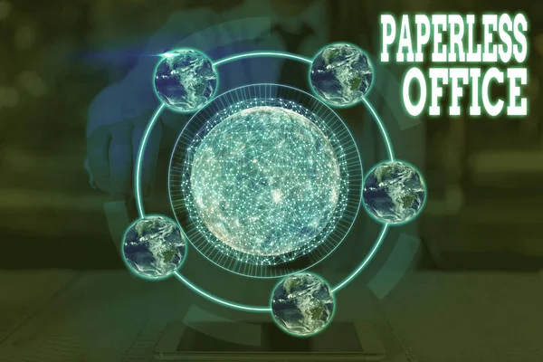 Texto de escritura de palabras Paperless Office. Concepto de negocio para el entorno de trabajo en el que se elimina el uso del papel Elementos de esta imagen proporcionados por la NASA . — Foto de Stock
