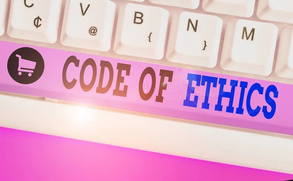 Escribiendo Nota Mostrando Código Ética Concepto Empresarial Para Guía Básica — Foto de Stock