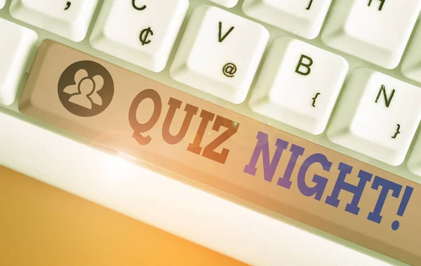 Note Écriture Montrant Quiz Night Concept Entreprise Pour Test Soir — Photo