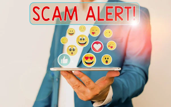 Scam Alert Gösteren Kavramsal Yazısı Kavram Onu Ikna Ederek Kurbandan — Stok fotoğraf