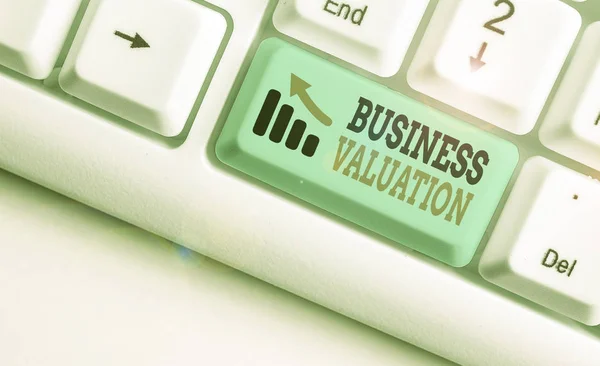 Writing Note Showing Business Valuation Business Concept Determining Economic Value — Stock Photo, Image