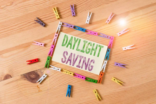 Texto Escritura Palabras Daylight Saving Foto Negocios Mostrando Girando Reloj —  Fotos de Stock