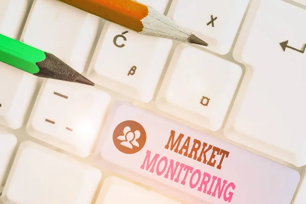 Eine Notiz Die Die Marktüberwachung Zeigt Geschäftskonzept Zur Überwachung Laufender — Stockfoto