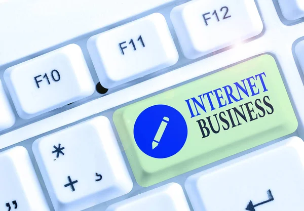 Escrevendo Nota Mostrando Internet Business Conceito Negócio Para Transações Comerciais — Fotografia de Stock
