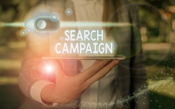 Escribir texto a mano Campaña de búsqueda. Concepto que significa método de colocar anuncios en línea en páginas web . — Foto de Stock