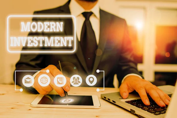 Nota Scrittura Che Mostra Gli Investimenti Moderni Concetto Business Poteri — Foto Stock