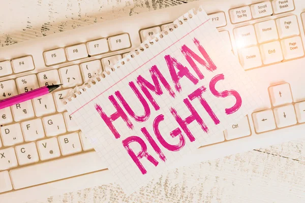 显示Huanalysis权利的书面说明 为争取个人权利而平等奋斗的商业理念键盘办公室用品矩形纸提醒木 — 图库照片