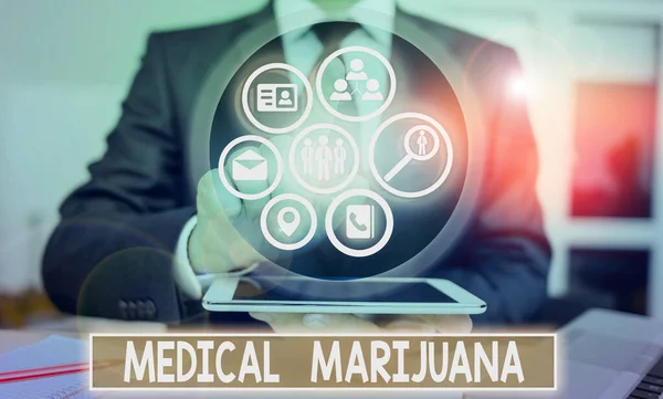 Skriva Text Medicinsk Marijuana Konceptuellt Foto Rekommenderas Genom Att Undersöka — Stockfoto