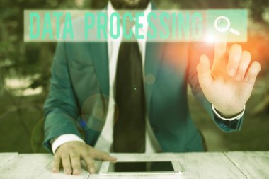 Kelime yazma veri işleme. İş fotoğraflarının toplanması ve oluşturulacak veri ögelerinin değiştirilmesi