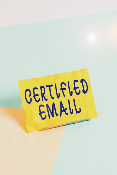 Manuscrito Texto Escrevendo Email Certificado Email Foto Conceitual Cujo Envio — Fotografia de Stock