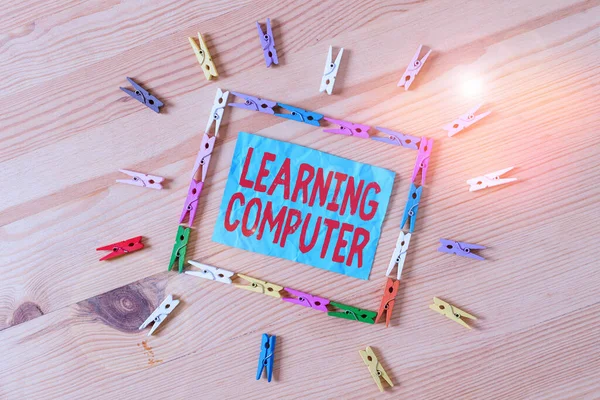 Konceptuell Handstil Som Visar Learning Computer Begreppet Betyder Lära Sig — Stockfoto