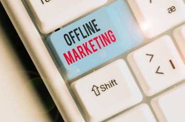 Kelime yazma metni çevrimdışı pazarlama. İş fotoğrafı tanıtım stratejisi İnternet dışında yayınlandı