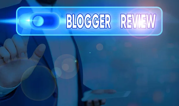 Conceptual hand writing showing Blogger Review. Business photo text making a critical reconsideration and summary of a blog. — Stock Photo, Image