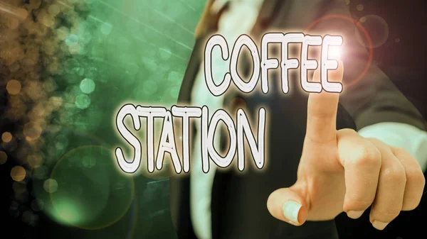 Signo de texto que muestra Coffee Station. Foto conceptual un pequeño restaurante informal donde se sirven bebidas calientes . —  Fotos de Stock