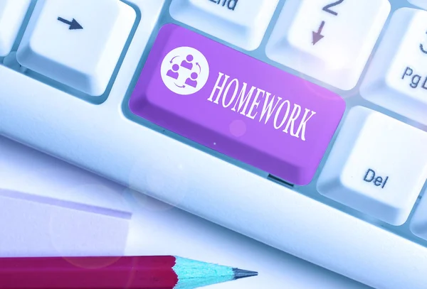 Почерк текста Домашняя работа. Понятие, означающее школьные задания, которые должны быть выполнены вне класса или дома . — стоковое фото