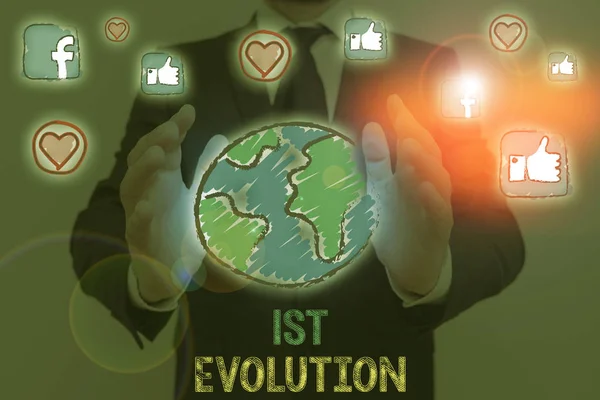 Kézírás szöveg 1. evolúció. Fogalom jelentése Változás a biológiai populációk genetikai jellemzőiben. — Stock Fotó