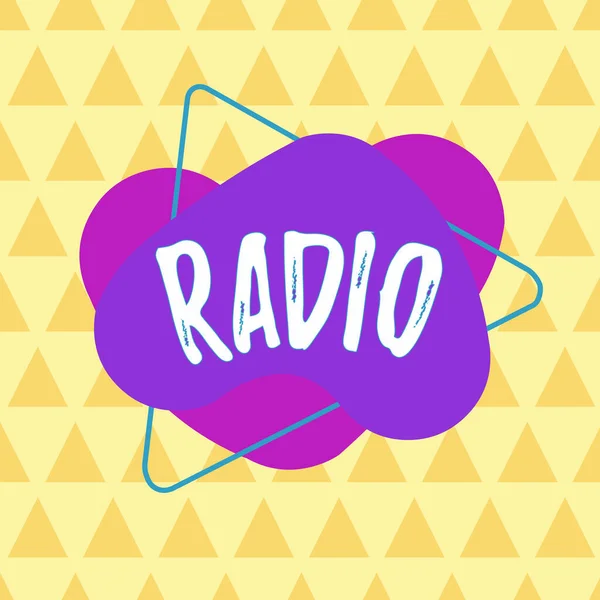 Writing note showing Radio. Business photo showcasing activity or industry of broadcasting sound programmes to the public Asymmetrical format pattern object outline multicolor design. — Stock Photo, Image