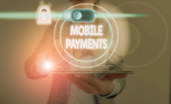 Mobil fizetéseket mutató szöveges jel. A termékért elektronikus eszközön keresztül fizetett fogalmi fotópénz. — Stock Fotó