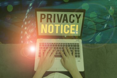 El yazısı Mahremiyet Bildirisi. Konsept, müşteriyi veya müşteriyi korumak için yasal bir şartı karşılar.