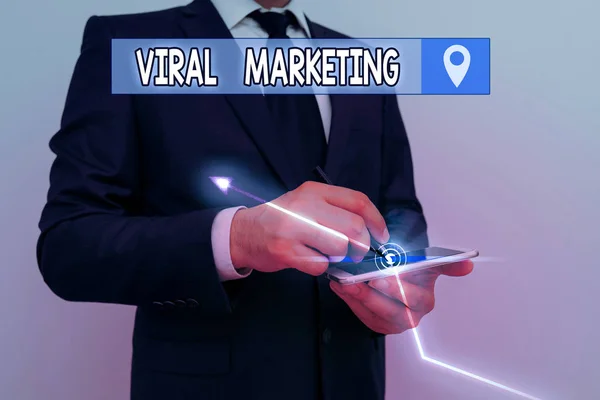 Nota de Escritura mostrando Marketing Viral. Fotografía de negocios que muestra la difusión de información y opiniones sobre un producto . — Foto de Stock