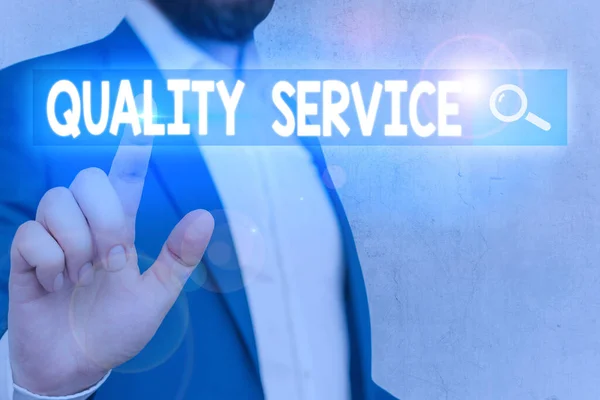 Texto para escrita de palavras Quality Service. Conceito de negócio para o serviço entregue está em conformidade com as expectativas do cliente . — Fotografia de Stock
