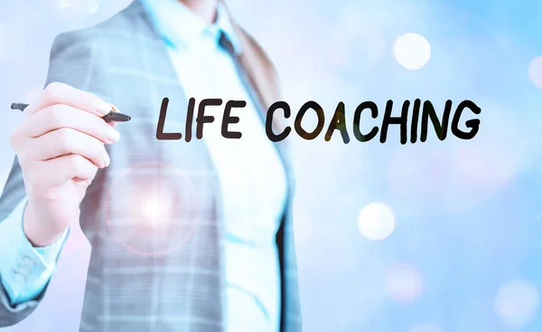 Εννοιολογική γραφή χεριών που δείχνει το Life Coaching. Επιχειρηματική φωτογραφία που δείχνει μια επίδειξη που χρησιμοποιείται για να βοηθήσει στην επίτευξη των στόχων τους στη ζωή. — Φωτογραφία Αρχείου