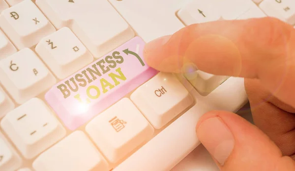 Znak tekstowy pokazujący Business Loan. Pojęcie zdjęcia Pożyczki udzielane małym przedsiębiorstwom do różnych celów. — Zdjęcie stockowe
