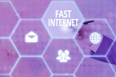 Hızlı İnternet yazma el yazısı metin. Ortalamadan daha hızlı Internet hizmeti için kullanılan kavram anlamı terimi.