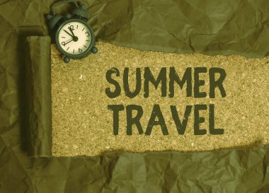 Yaz Seyahati el yazısı. Belirli bir gezi ya da yolculuk anlamına gelen kavram genellikle dinlenme amacıyla kullanılır.