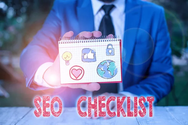 Tekst schrijven Seo Checklist. Business concept voor lijst van items die nodig zijn om de zoekmachine te optimaliseren. — Stockfoto