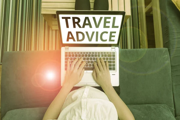 Konceptuell handstil som visar Travel Advice. Affärsfoto visa upp Tips om ansvarsfullt resande på vald destination. — Stockfoto