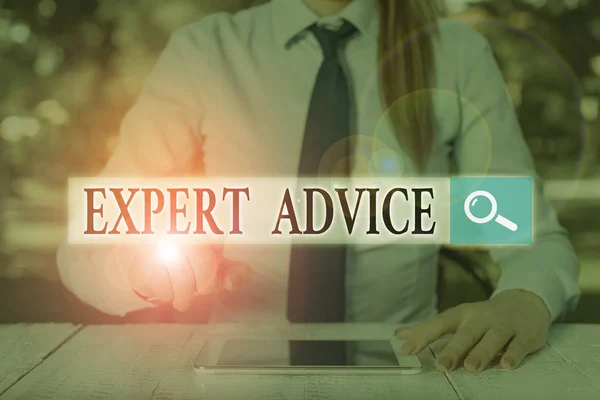 Tekst schrijven Expert Advies. Bedrijfsconcept voor advies gegeven door een geschoold iemand op een bepaalde baan. — Stockfoto