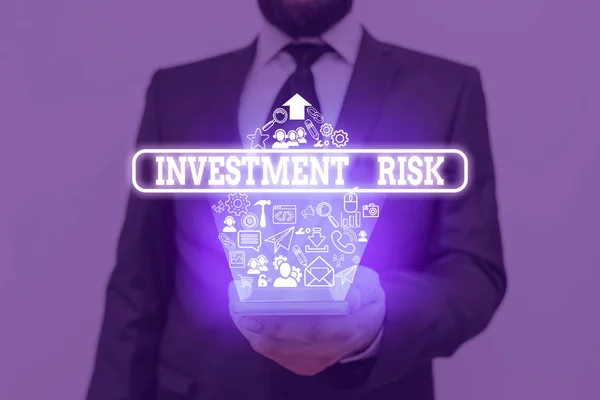 Написання текстів інвестиційного ризику. Концепція, що означає потенційні фінансові втрати, властиві інвестиційному рішенню . — стокове фото
