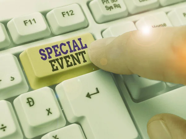 Ordskrift text Special Event. Affärsidé för aktivitet eller sammankomst som planeras för ett särskilt ändamål. — Stockfoto