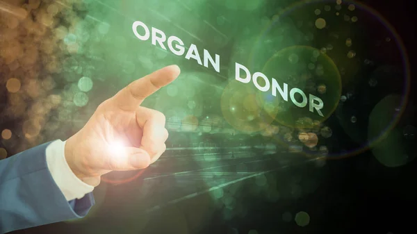 Konzeptionelle Handschrift, die Organspender zeigt. Business-Fototext der Akt der Organspende an eine Demonstrantin, die eine Transplantation benötigt. — Stockfoto