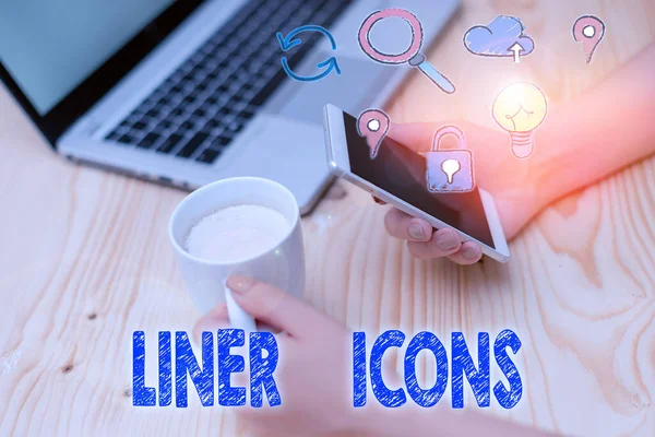 Schreibnotiz mit Liner-Icons. Business-Foto zeigt Verwendung, um das visuelle Interesse zu verbessern und den Benutzer zu ergreifen s ist Aufmerksamkeit. — Stockfoto