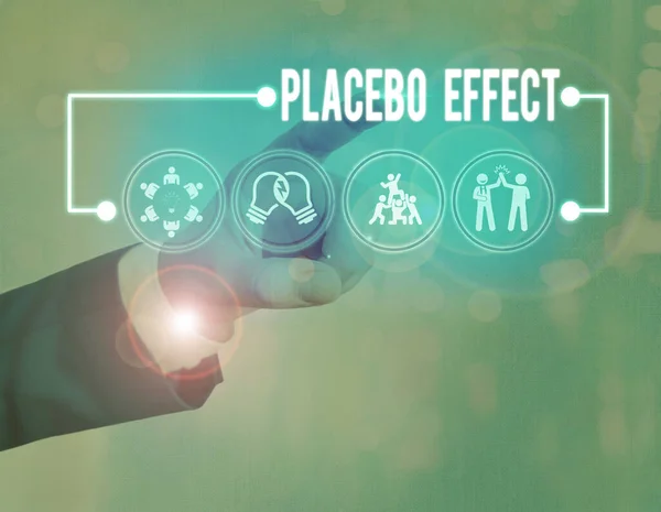 Sinal de texto mostrando Efeito Placebo. Foto conceitual um efeito benéfico produzido por um medicamento ou tratamento com placebo . — Fotografia de Stock