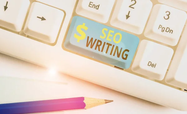 Textskylt som visar Seo Writing. Konceptuell foto gripa uppmärksamheten av sökmotorerna med hjälp av specifika ord. — Stockfoto